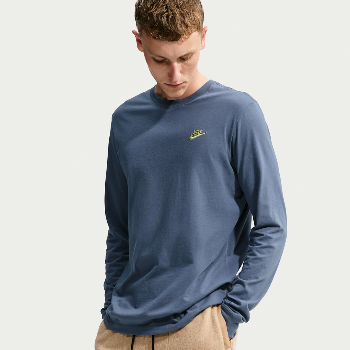 Nike Sportswear Club Men's Long-Sleeve T-Shirt