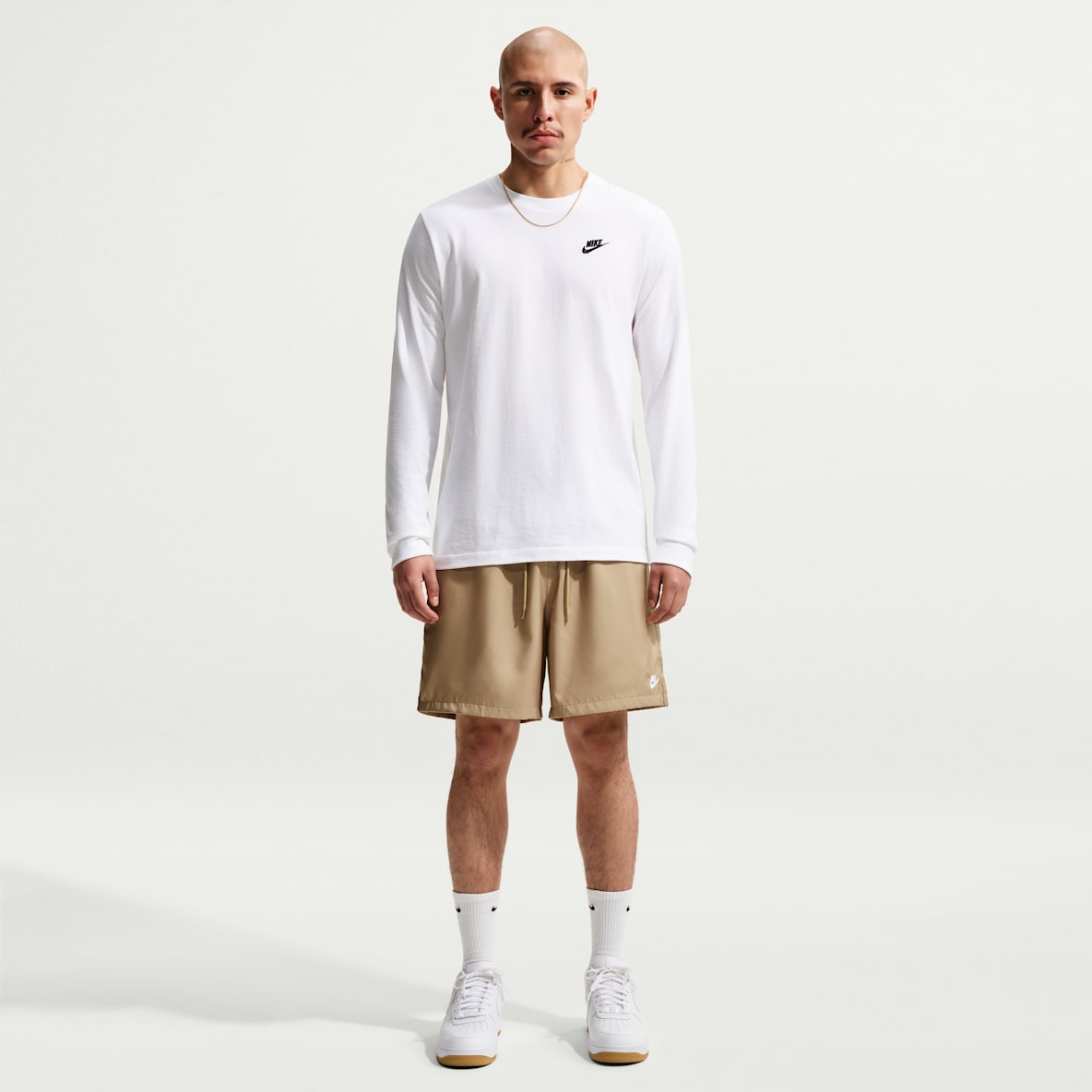 Nike Club Pantalón corto Flow de tejido Woven - Hombre
