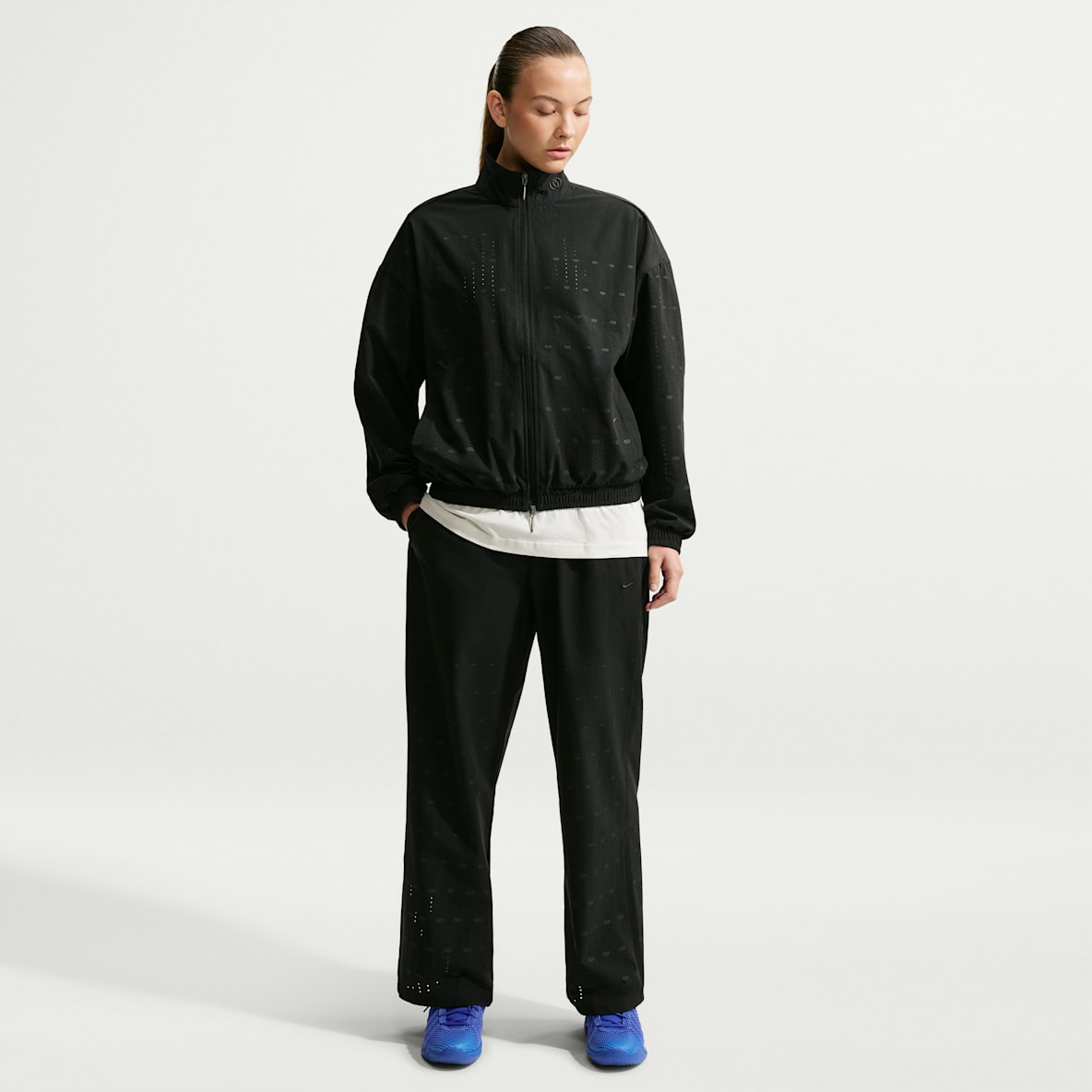 Caitlin Standard Issue Women’s Dri-FIT Game Woven Basketball Pants