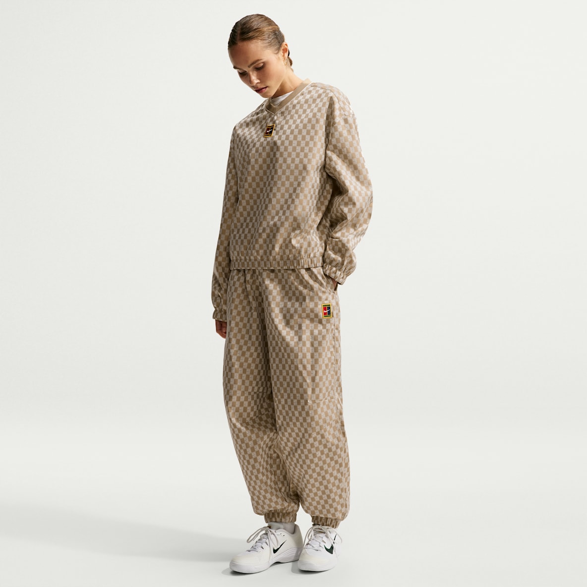 NikeCourt Court Collection Women's Mid-Rise Loose Tennis Pants