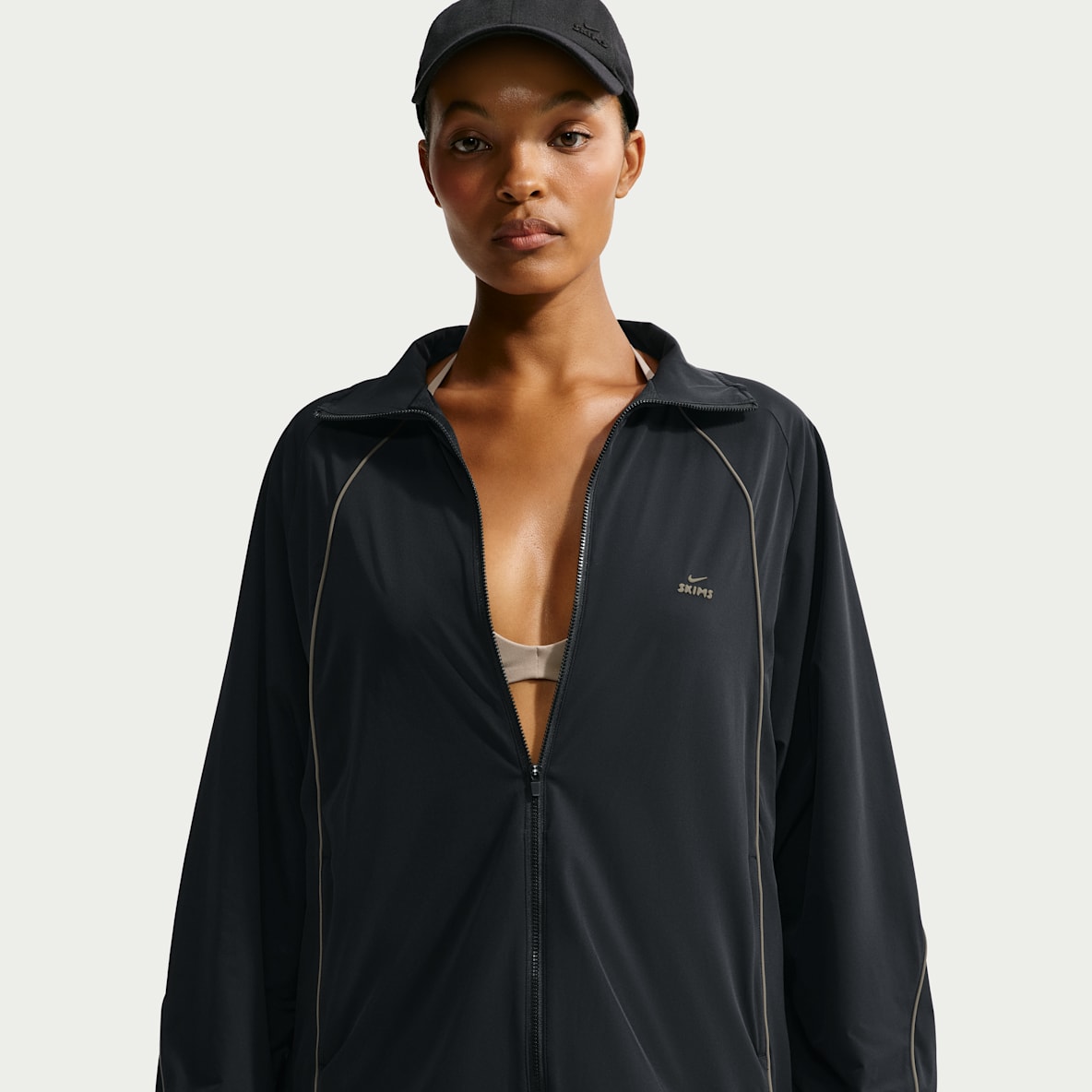 NikeSKIMS Stretch Nylon Women's Oversized Jacket