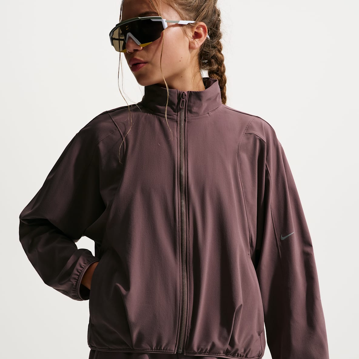 Nike MAVN Girls' Water-Repellent UV Woven Jacket