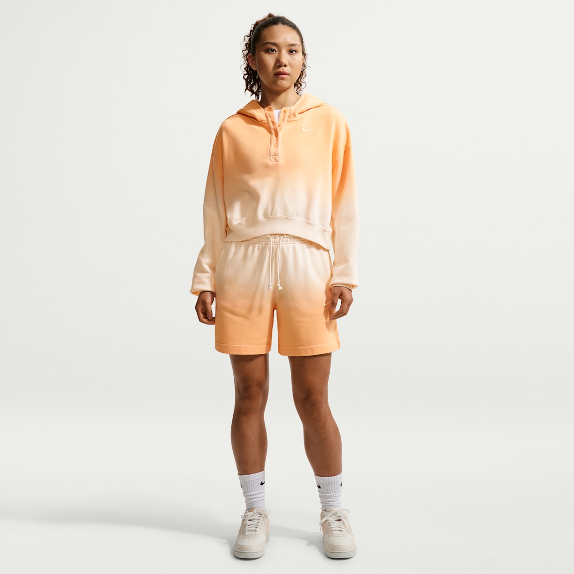 Nike Sportswear Phoenix Fleece Women's Mid-Rise Shorts