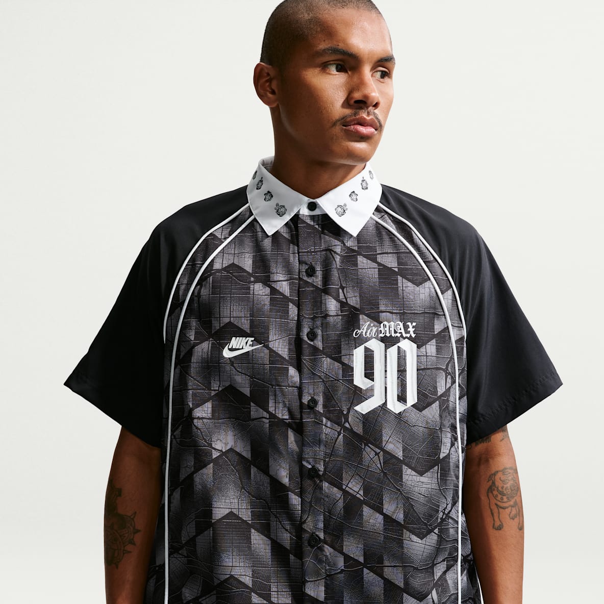 Nike SB เสื้อสเก็ตบอร์ดผู้ชาย Bowler Dri-FIT