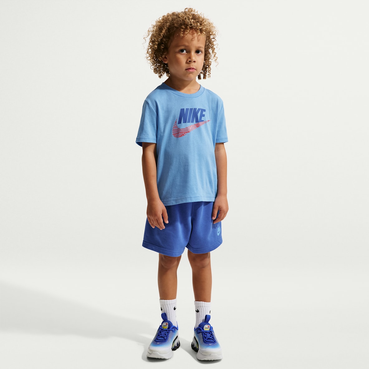 Nike Sportswear In The Zone Conjunto de 2 piezas con shorts de French Terry holgado infantil