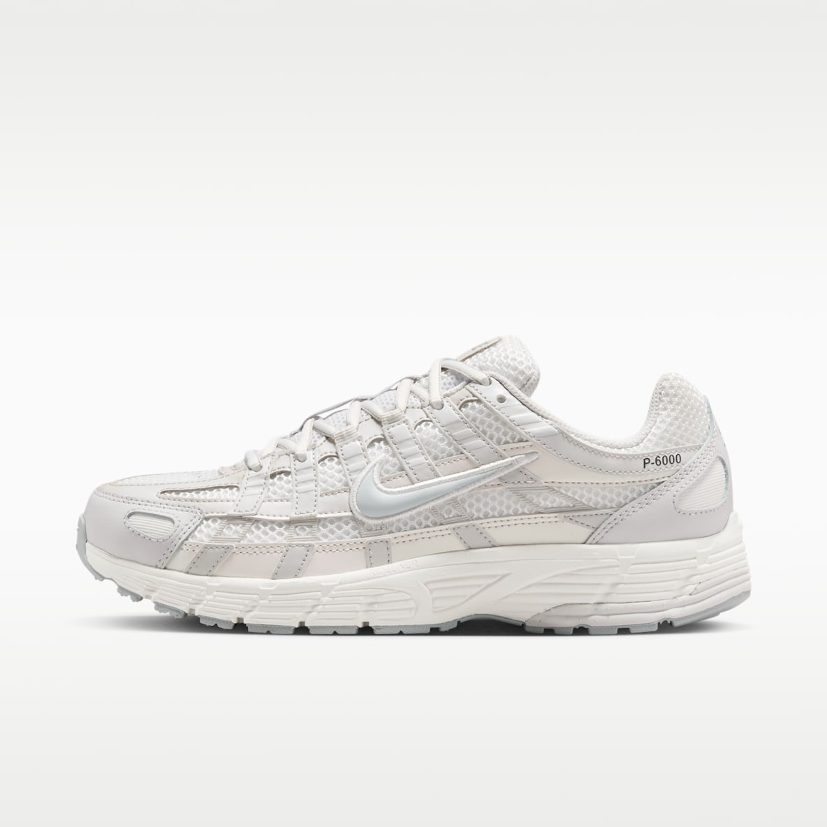 Nike P-6000 SE Tenis para mujer con detalles reflectantes