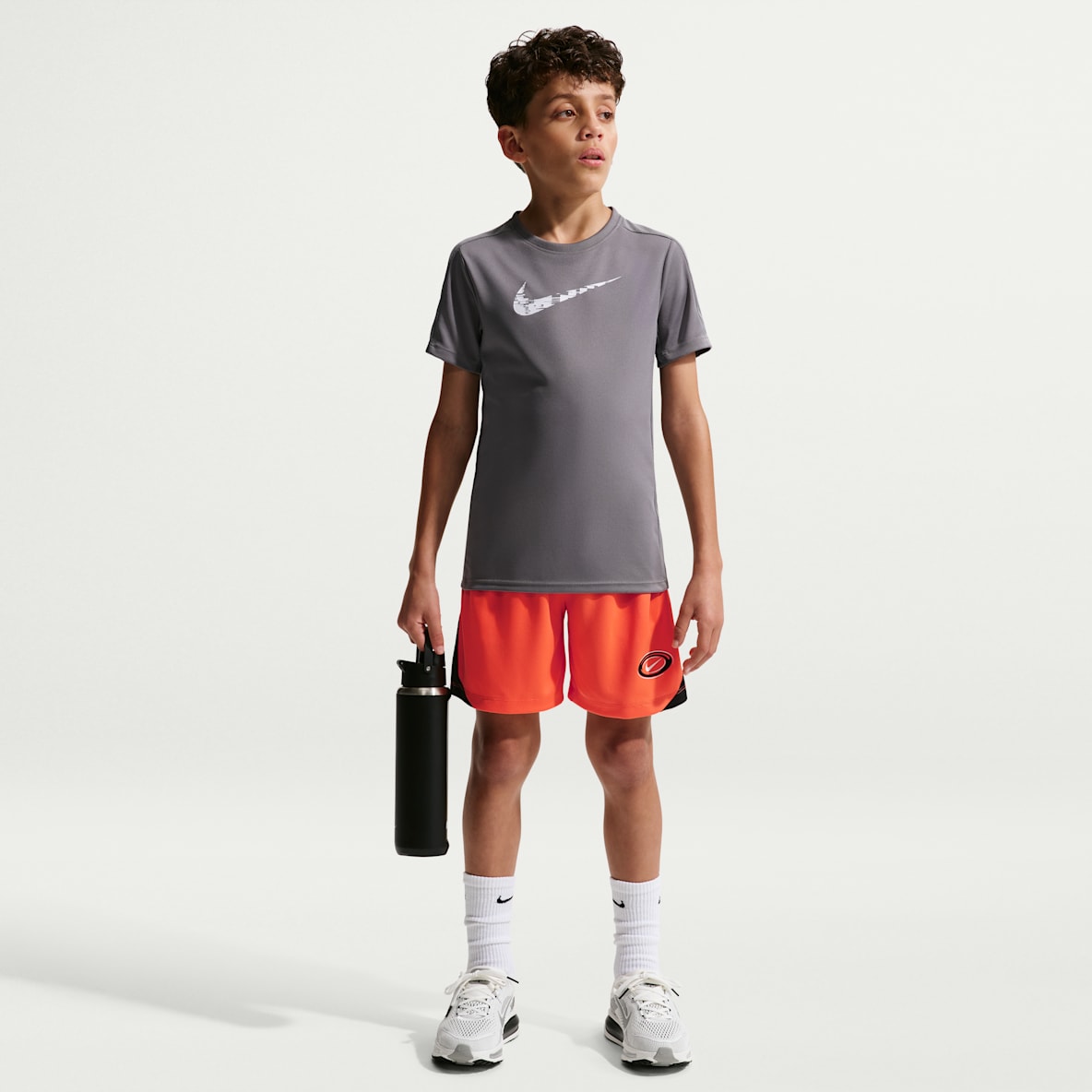 Nike Multi Shorts de tejido Knit Dri-FIT para niño talla grande