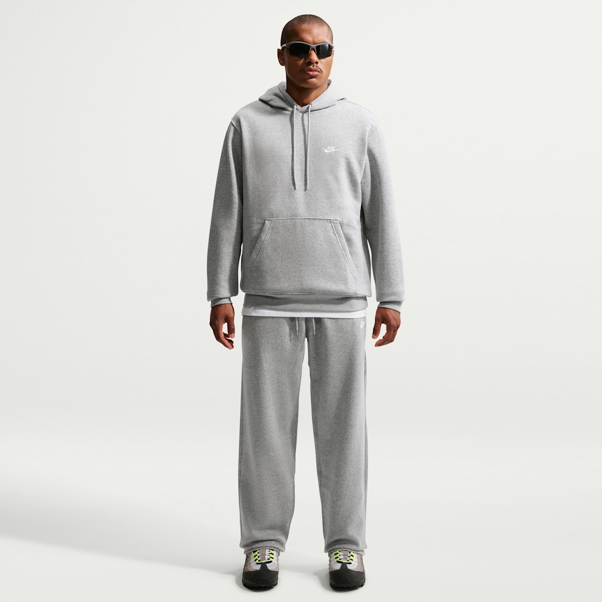 Nike Club Men's Open-Hem Fleece Trousers