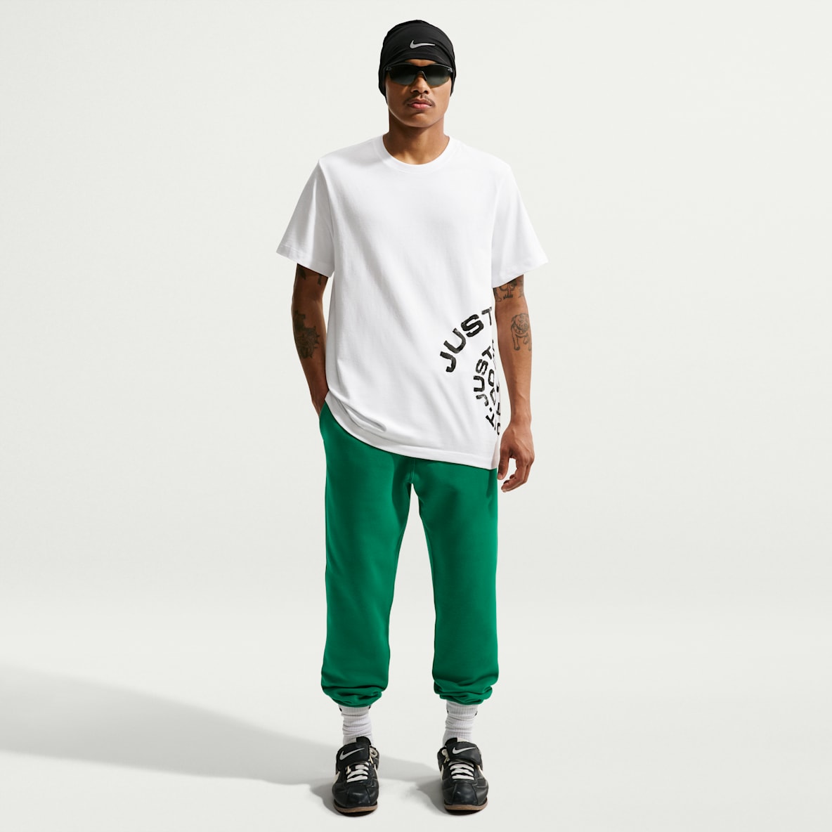 Nike Club Men's Cuffed Brushed Fleece Pants