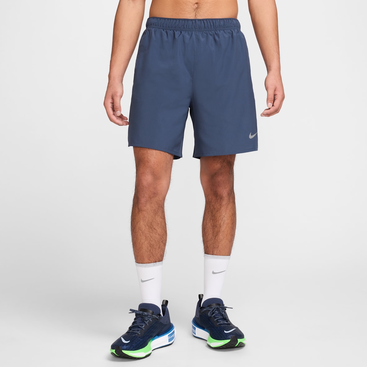 Nike Challenger Dri-FIT-Laufshorts mit Futter für Herren (ca. 18 cm)