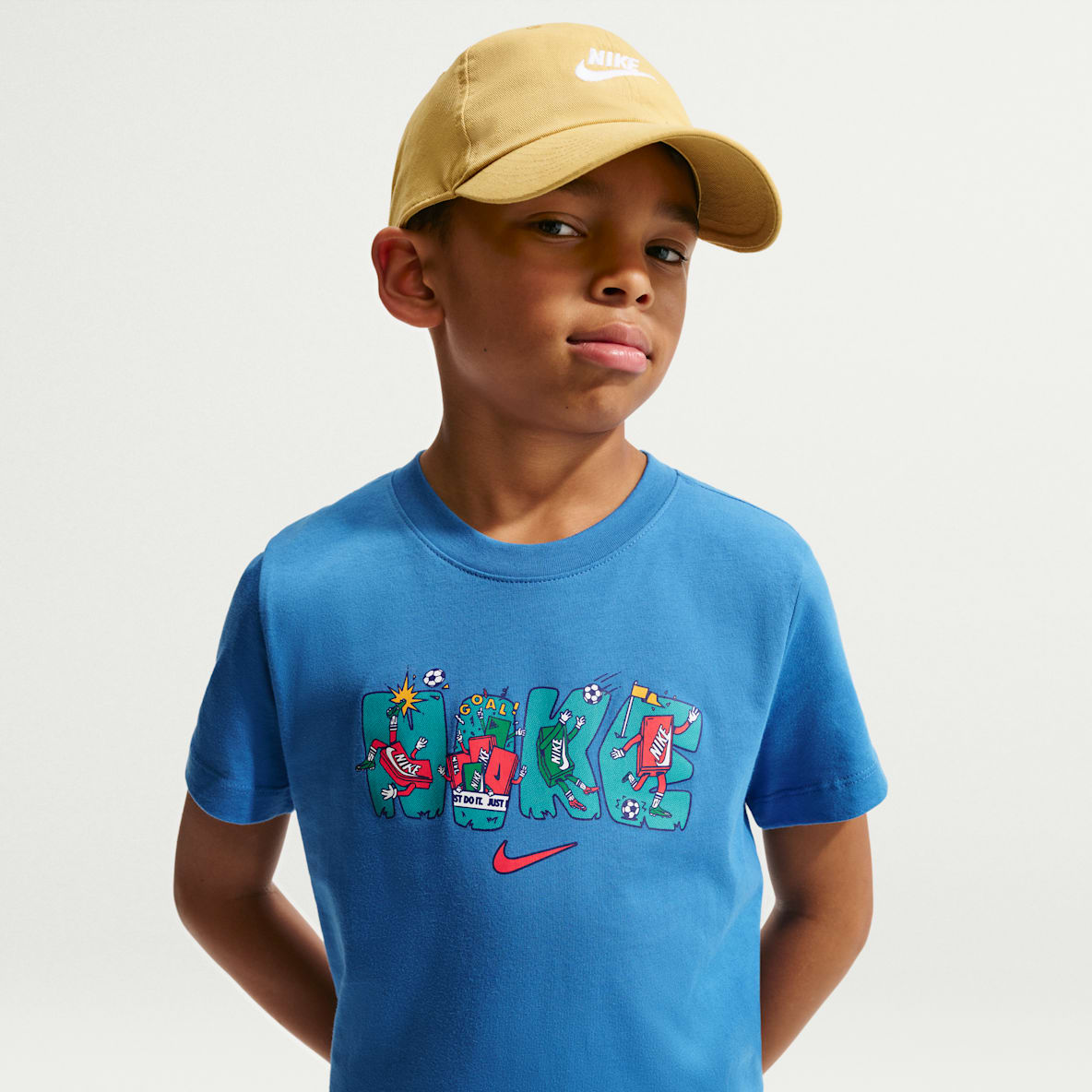 Nike Sportswear Older Kids' T-Shirt
