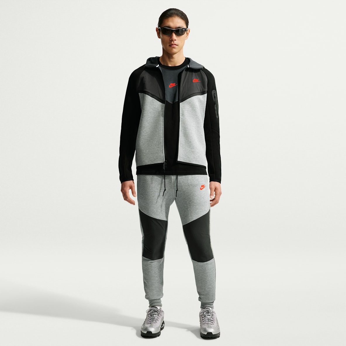 Nike Tech Pantaloni jogger in fleece – Uomo