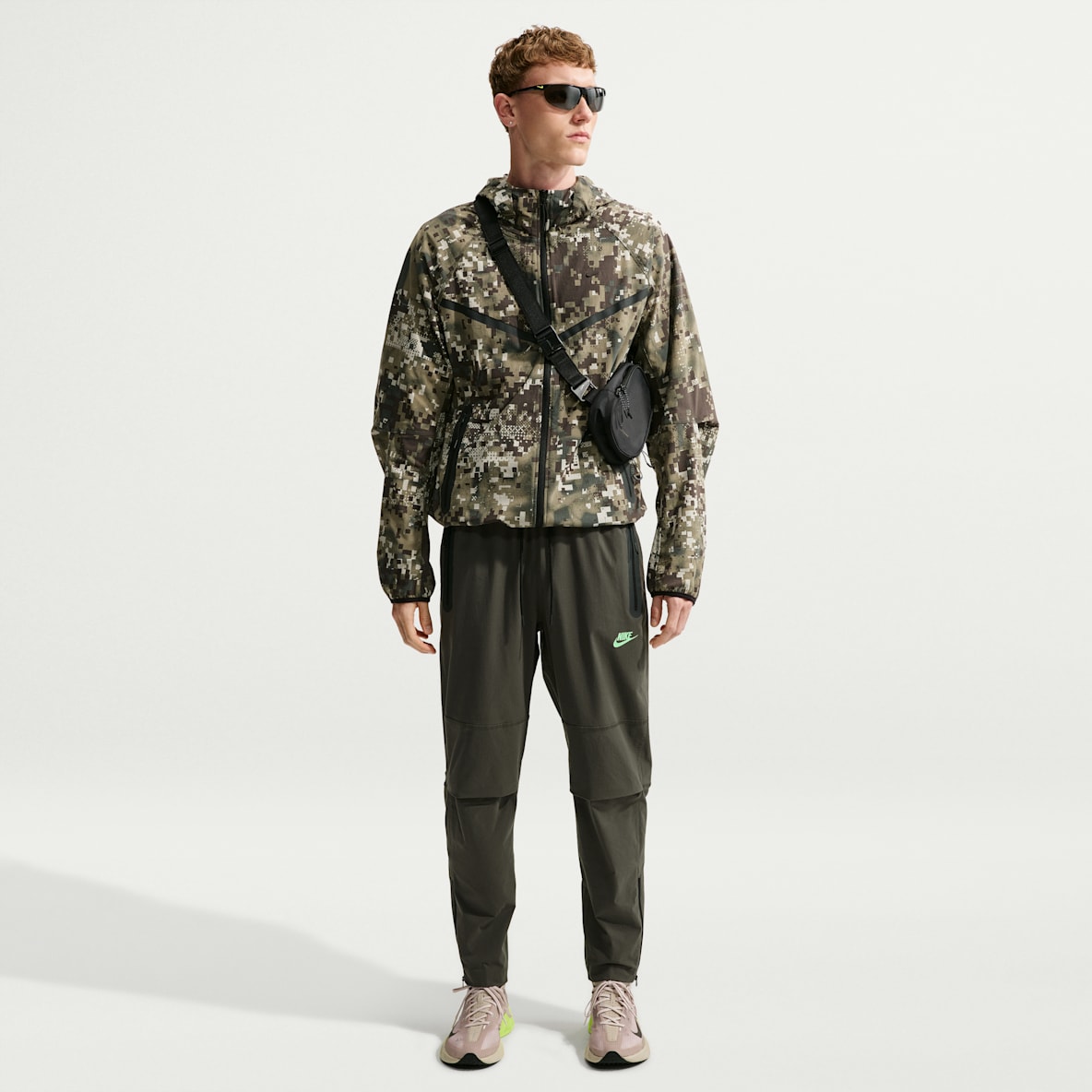 Nike Tech Men's Woven Pants