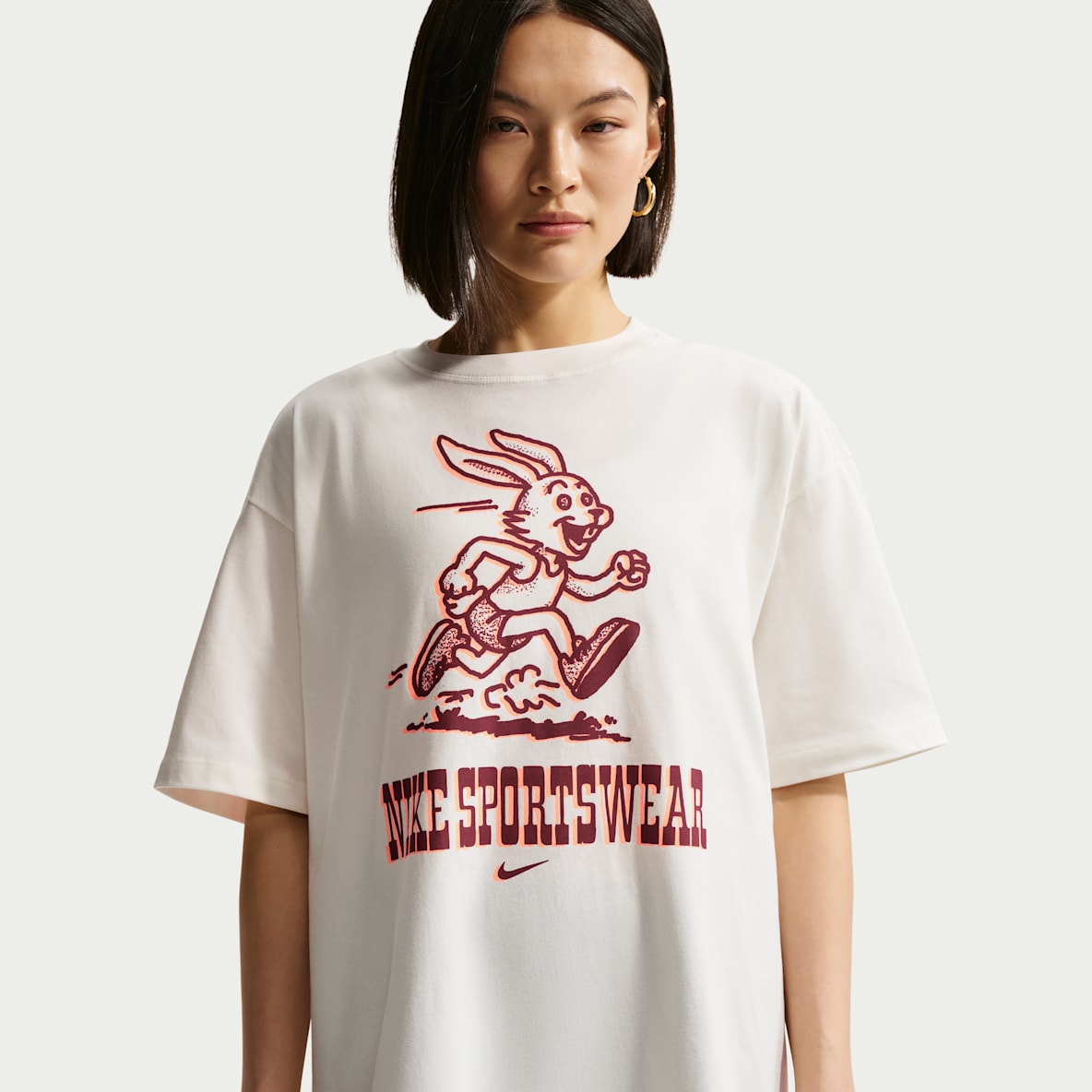 Nike Sportswear Classic Women's Oversized T-Shirt