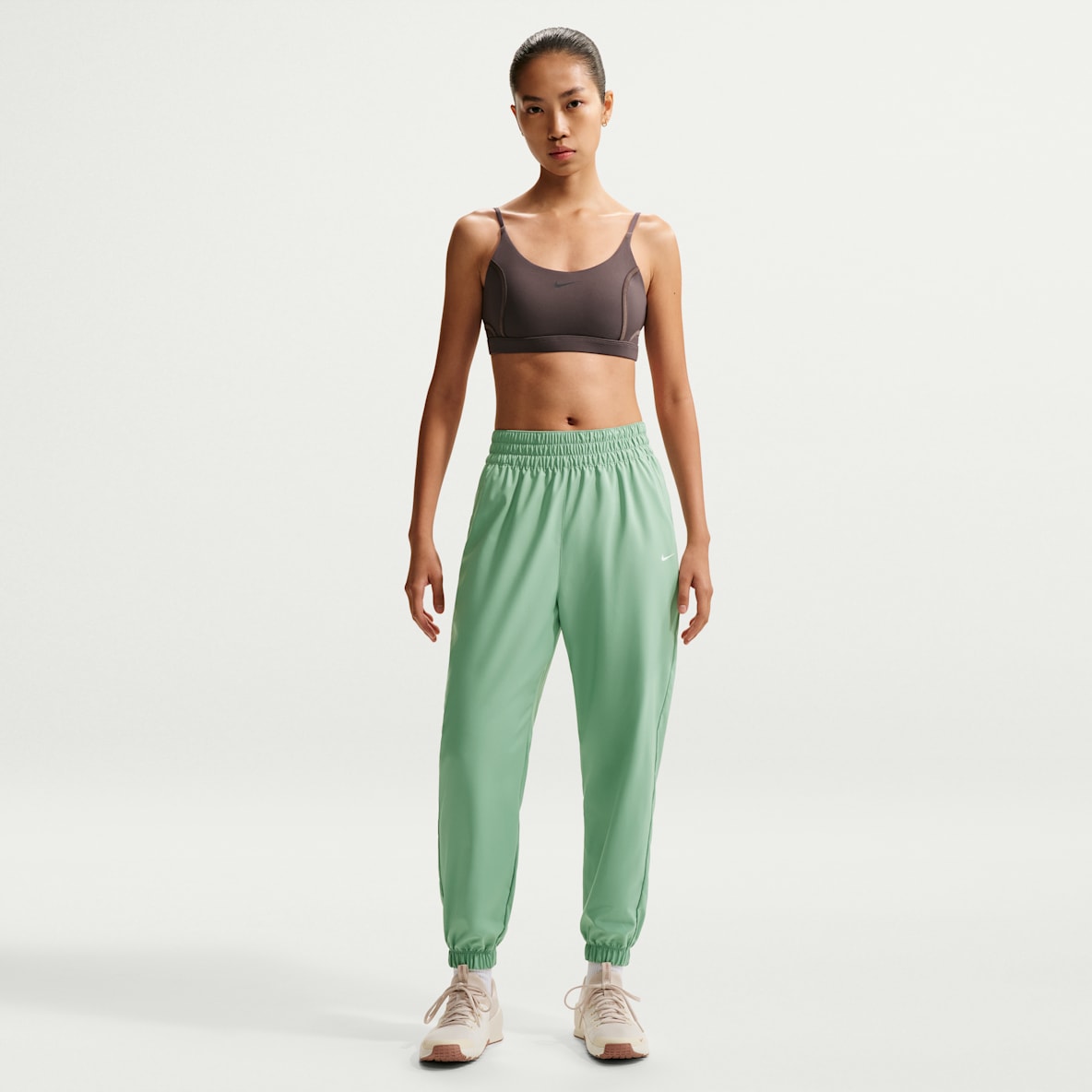 Nike One Women's Dri-FIT High-Waisted 7/8 Joggers