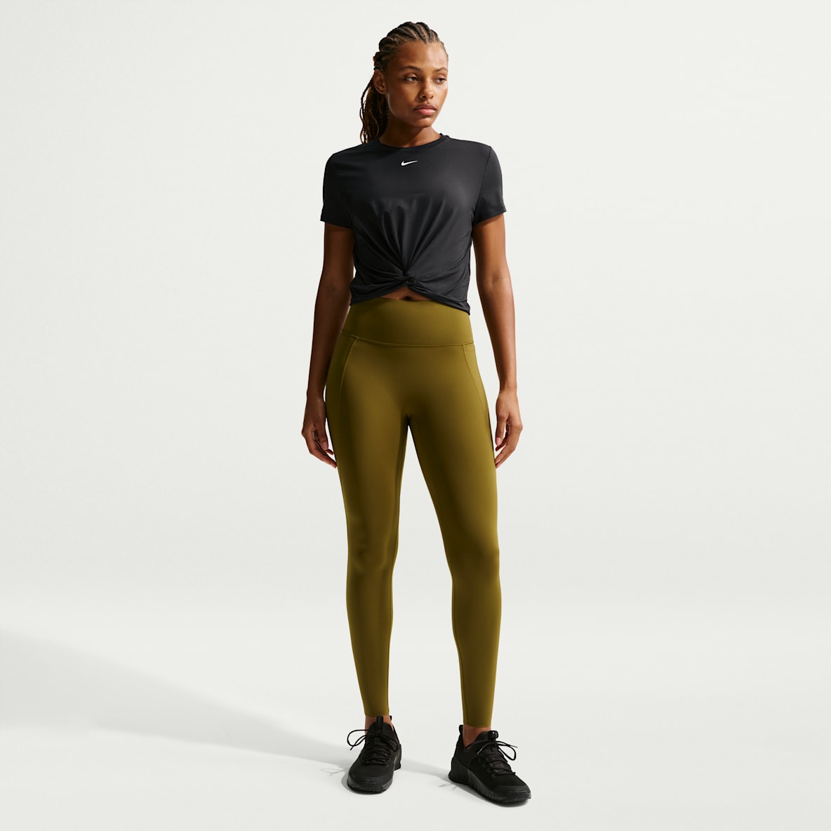 Nike Universa Leggings i fullängd med hög midja och utan söm fram för kvinnor