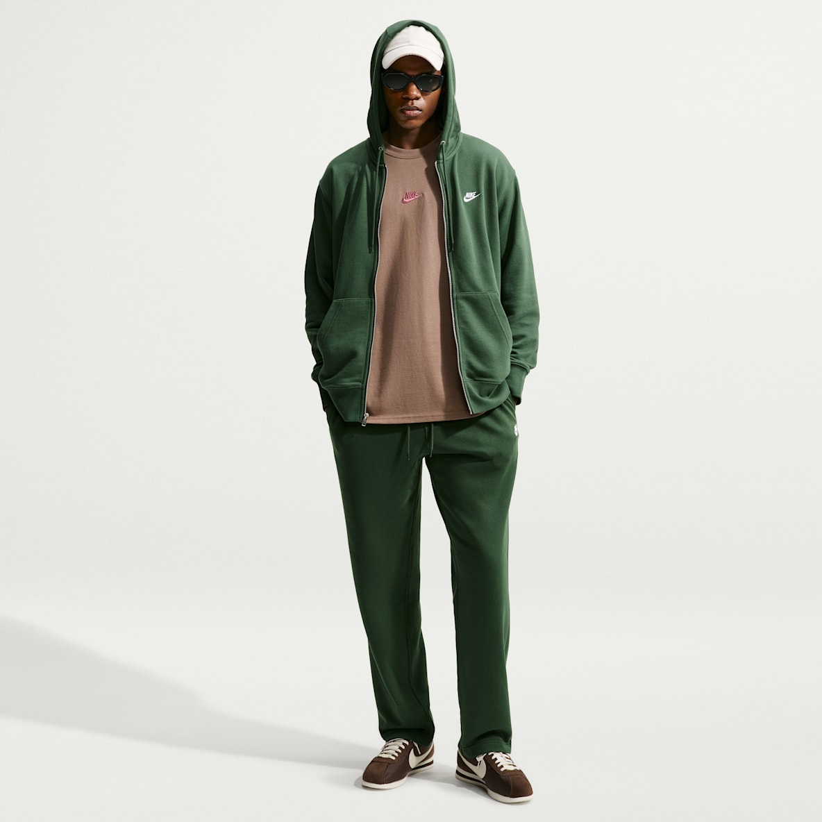 Nike Club Men's Open-Hem Fleece Pants