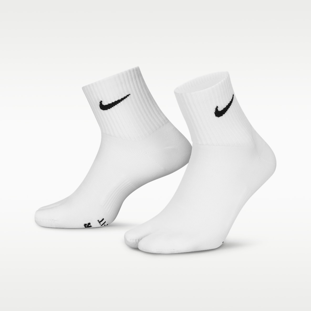 ナイキ エブリデイ プラス ライトウェイト アンクル スプリットトゥ ソックス