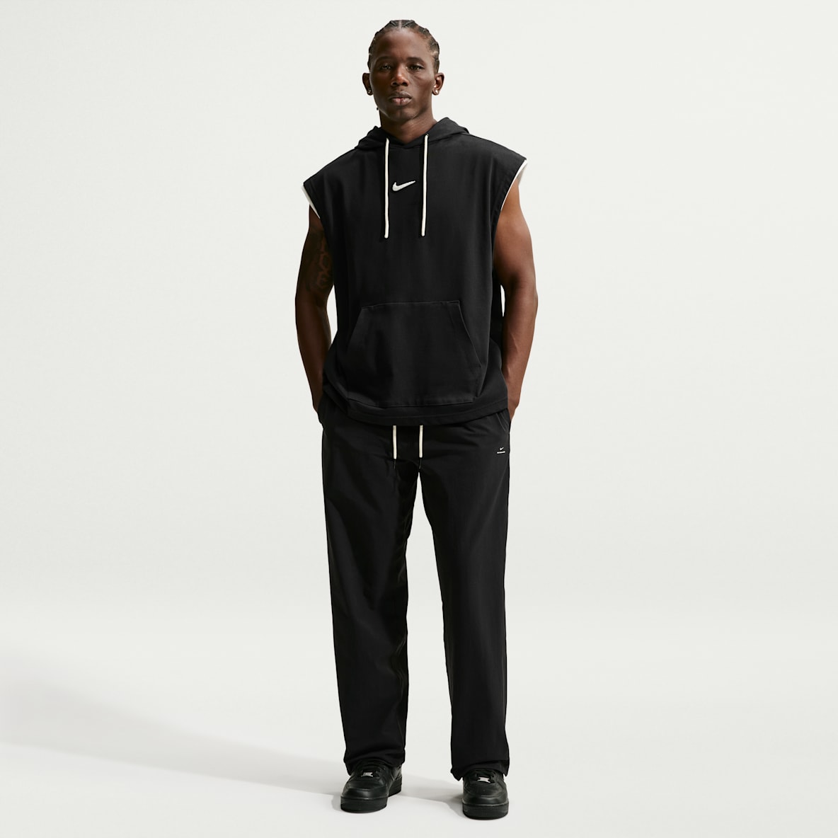 Nike Standard Issue Men's Dri-FIT Woven Basketball Trousers