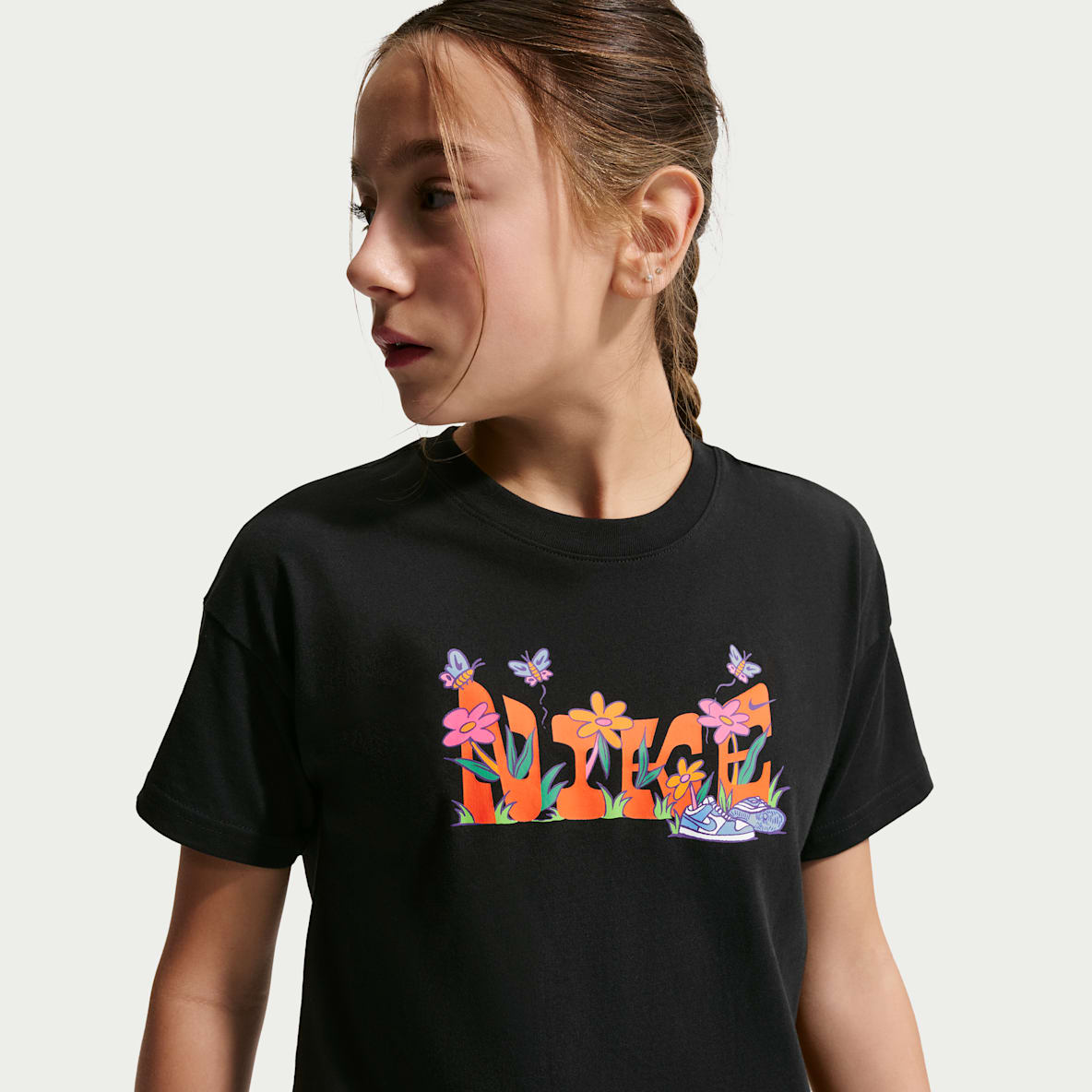 Nike Sportswear Big Kids' (Girls') T-Shirt