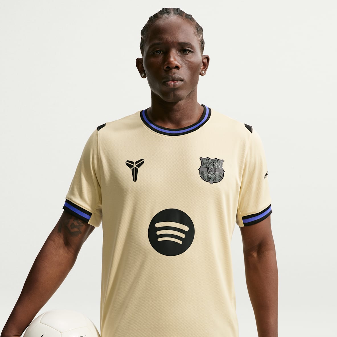 FC Barcelona visitante 2025/26 Stadium Jersey de fútbol Kobe Dri-FIT Replica para hombre