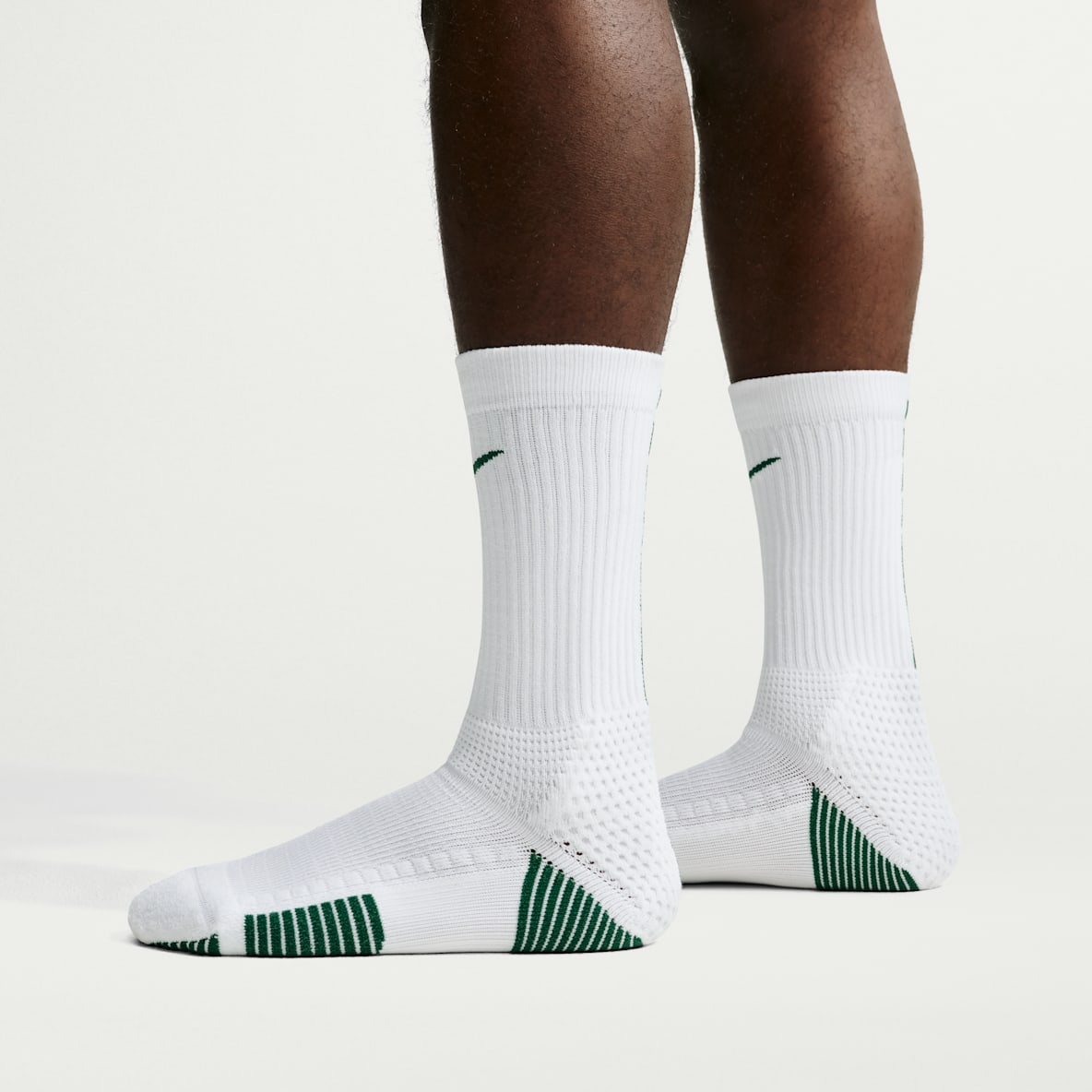 Nike Elite 2.0 Cushioned Crew Socks (1 Pair)