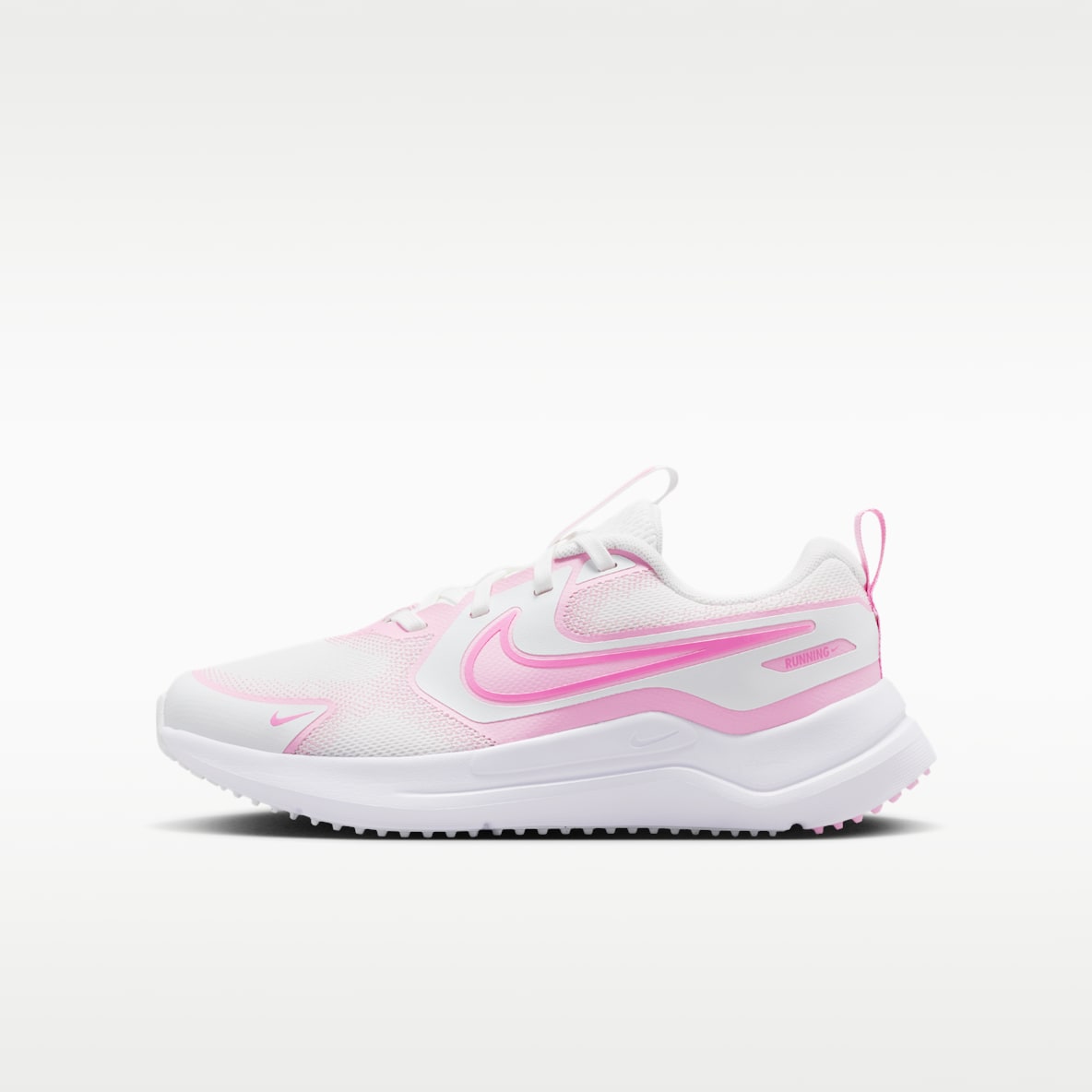 Nike Cosmic Runner Tenis de correr en pavimento para niños grandes