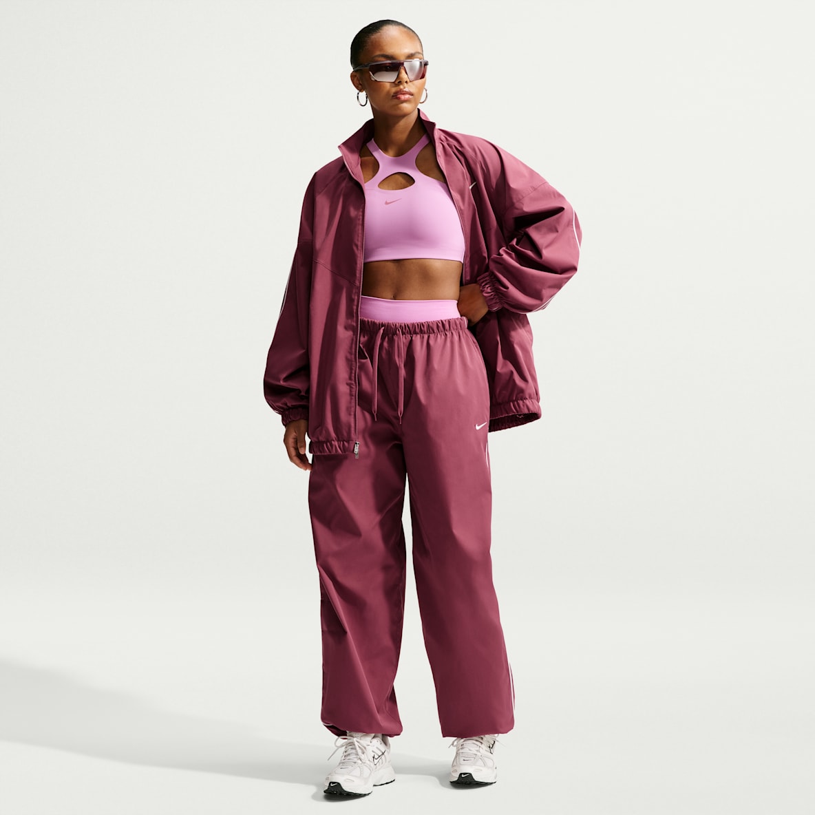 Nike Sportswear Women's Loose High-Waisted Tracksuit Bottoms