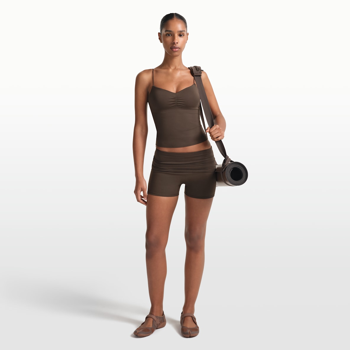 NikeSKIMS Matte Women's 3" Fold-Over Waistband Shorts