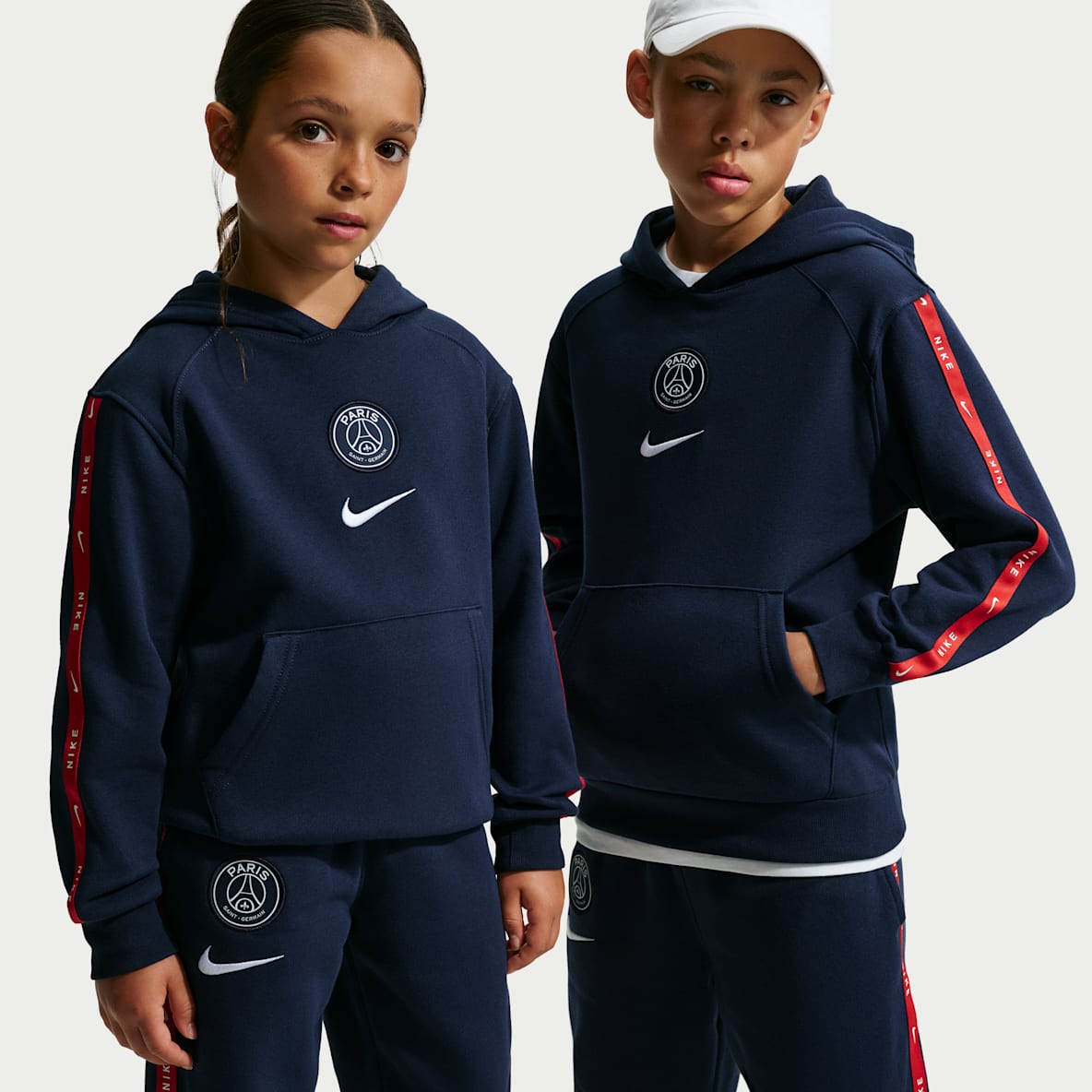 Paris Saint-Germain Home City Side Nike Fleece-Fußball-Hoodie (ältere Kinder)