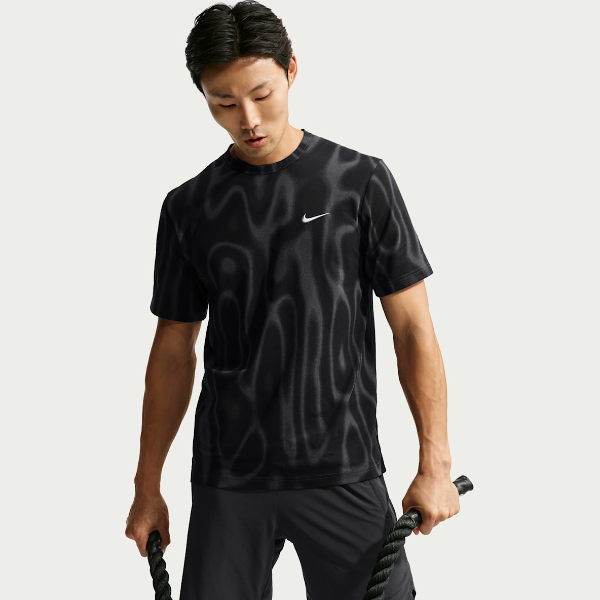 Nike Hyverse Men's Dri-FIT UV Protection Training T-Shirt