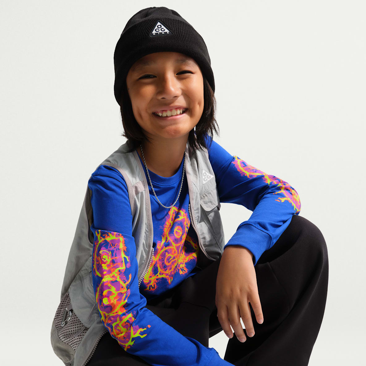 ACG Big Kids' Dri-FIT Long-Sleeve Lightening Logo T-Shirt