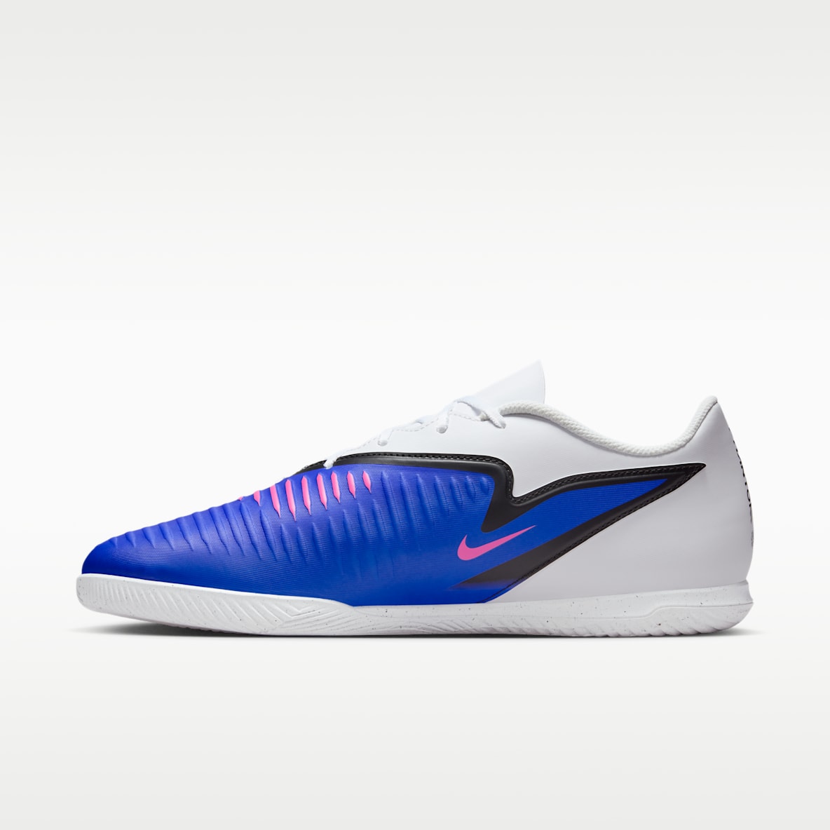 Nike Phantom 6 Low Club Fotbollssko för inomhusplan/futsal/street
