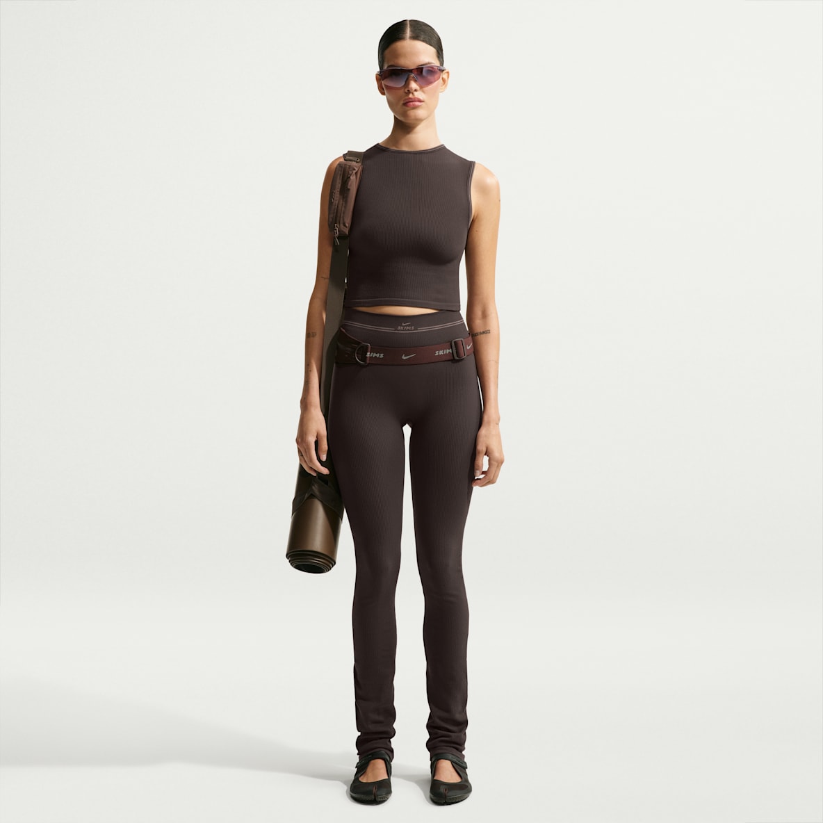 NikeSKIMS Ribbed Seamless Raka leggings 86 cm för kvinnor