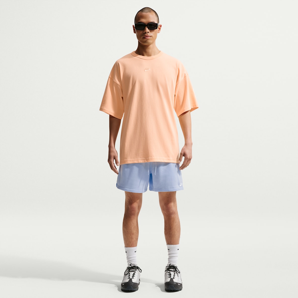 나이키 클럽 남성 프렌치 테리 플로우 쇼츠