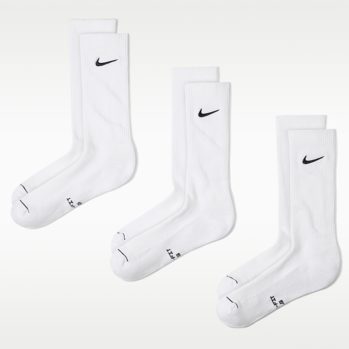 Nike Everyday Elevado Meias de cano médio (3 pares)