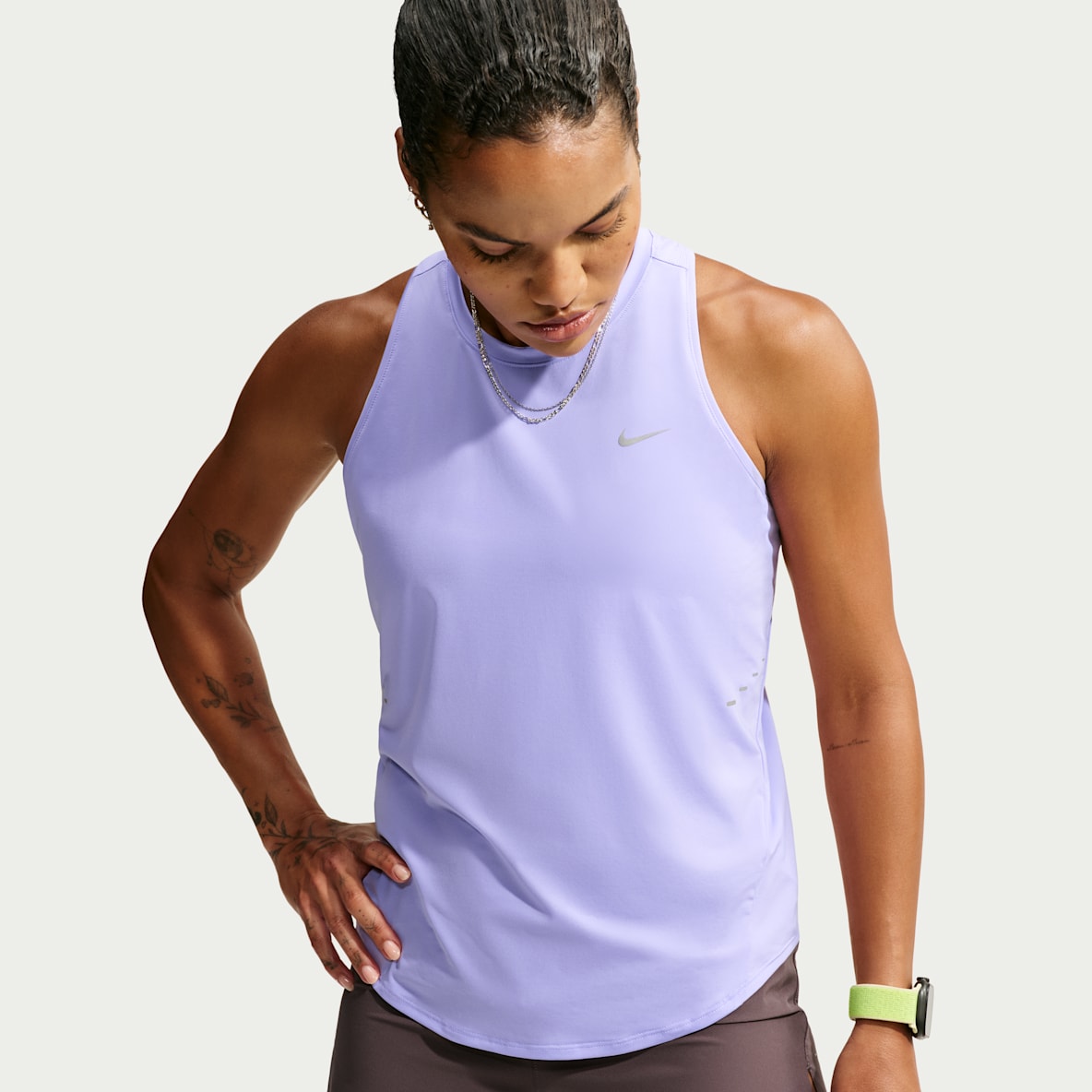 Nike Swift เสื้อกล้ามวิ่งผู้หญิง Dri-FIT
