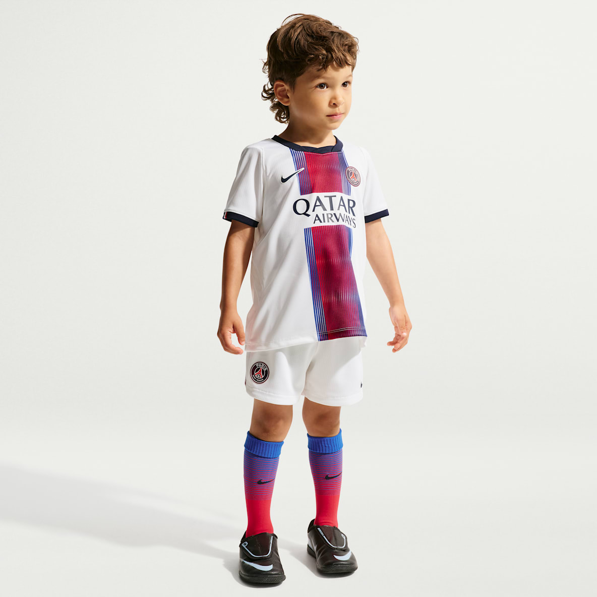 Segona equipació Stadium París Saint-Germain 2026/27 Equipació de futbol de tres peces Replica Nike - Nen/a petit/a