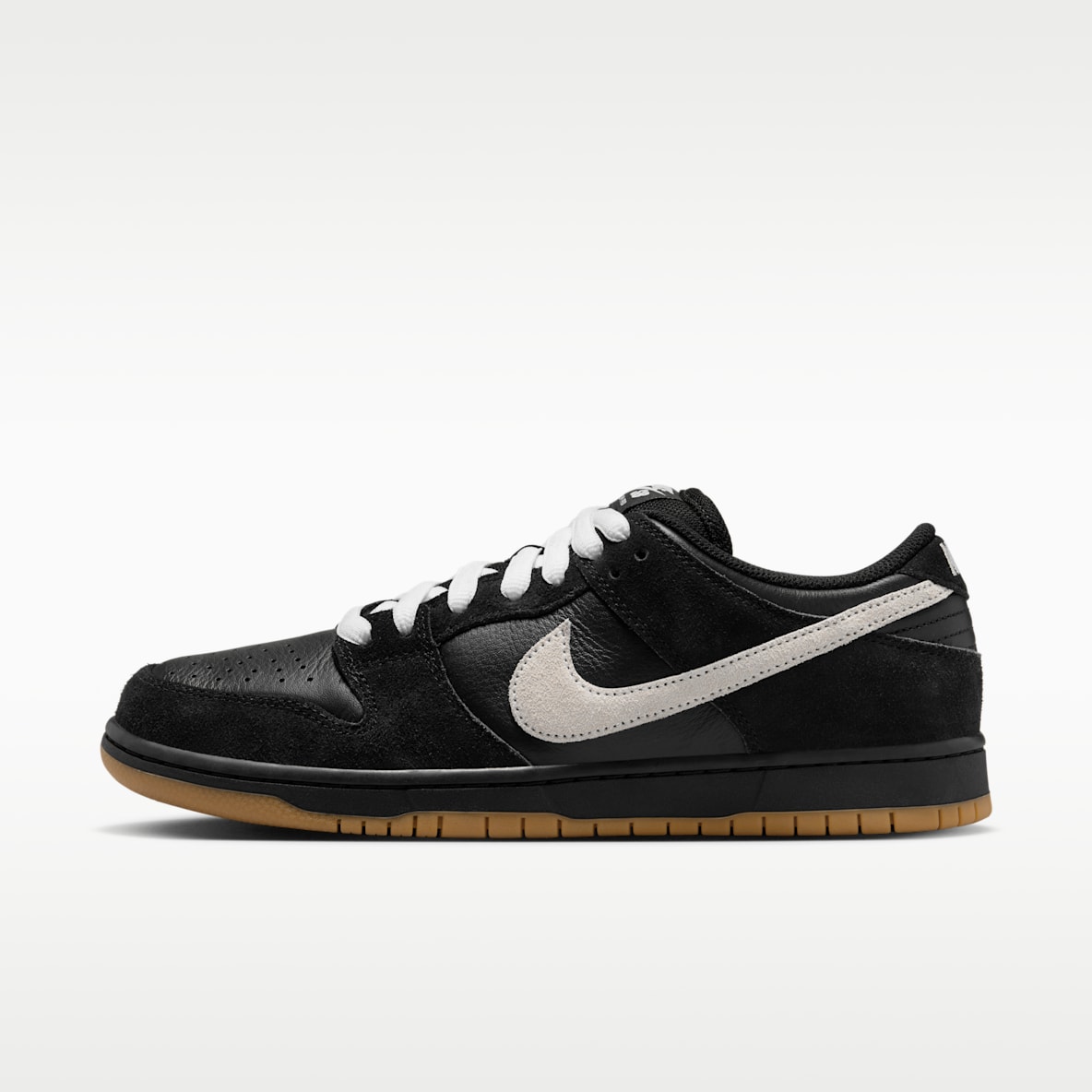 Nike SB Dunk Low Pro Skate Shoes