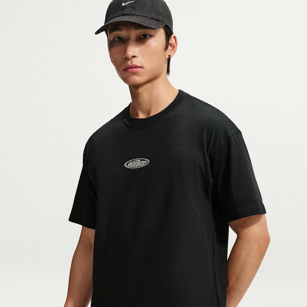 Nike Sportswear เสื้อยืด