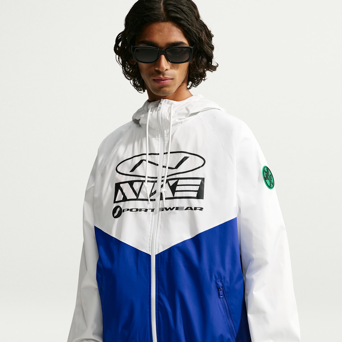 Nike Windrunner Men's Storm-FIT Graphic Jacket