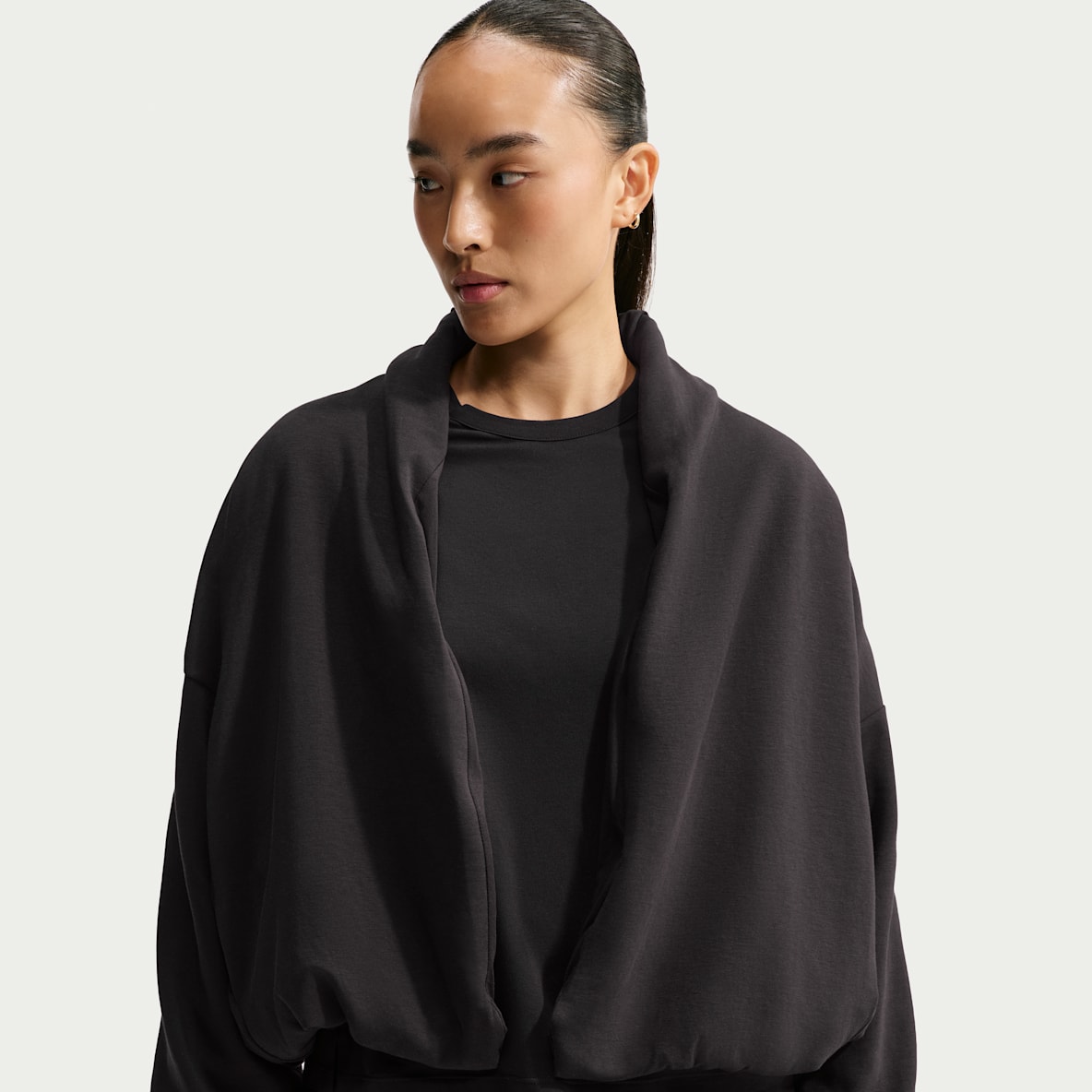 Nike 24.7 ImpossiblySoft Plush Women's Therma-FIT Shawl Jacket