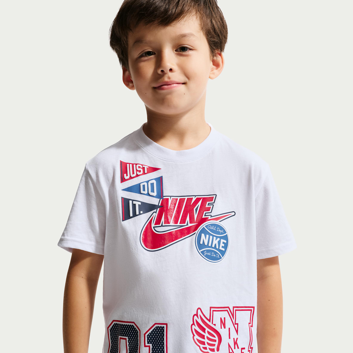Nike Multisport-T-Shirt für jüngere Kinder
