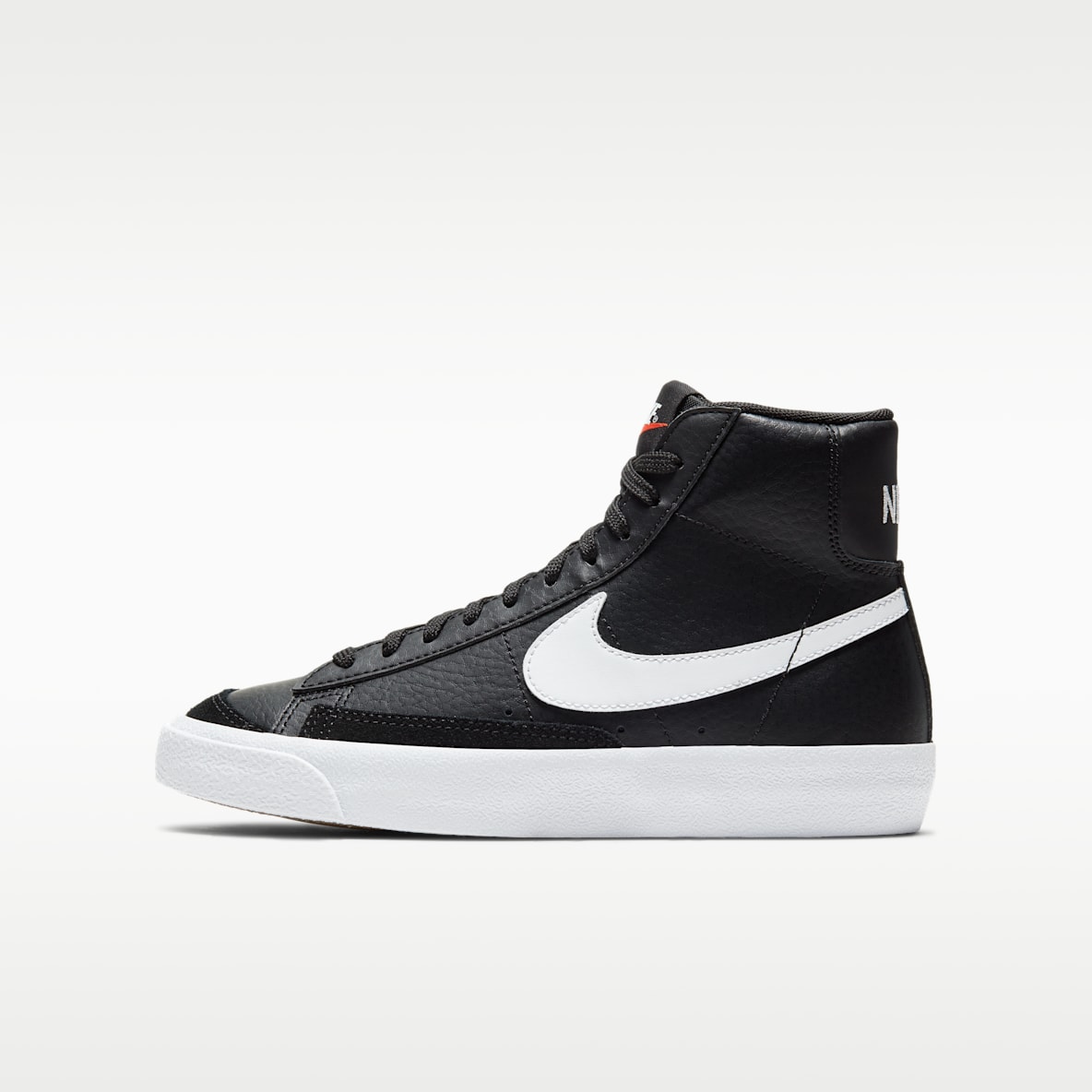 Nike Blazer Mid '77 Tenis para niños grandes