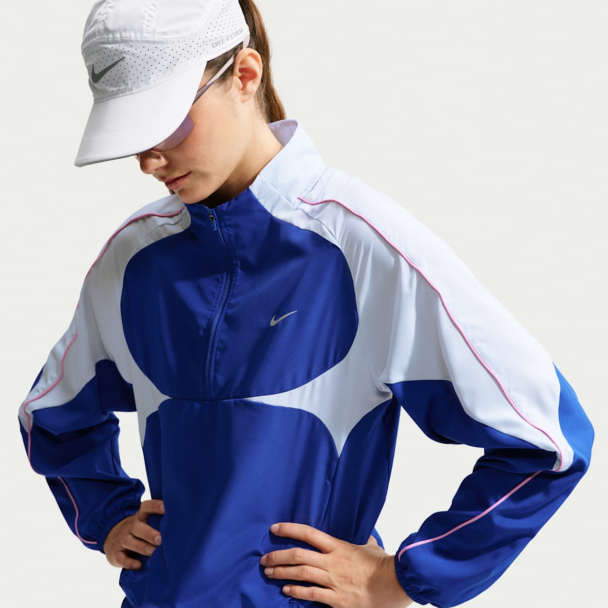 Nike Tempo Swoosh Women's Dri-FIT 1/2-Zip Running Jacket