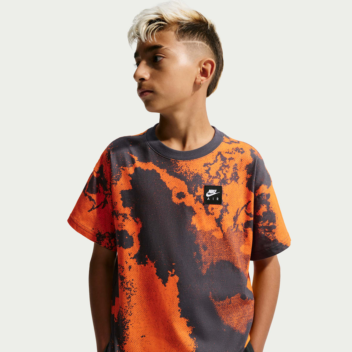 Nike Sportswear Older Kids' T-Shirt