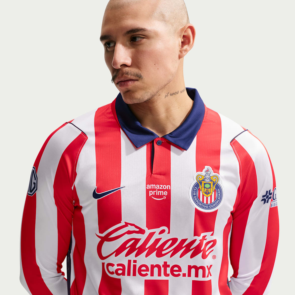 C.D. Guadalajara local 2026/27 Stadium Jersey de futbol de manga larga Nike Dri-FIT replica para hombre