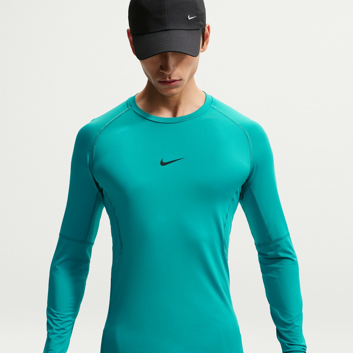 Nike Pro Dri-FIT tettsittende, langermet treningsoverdel til herre