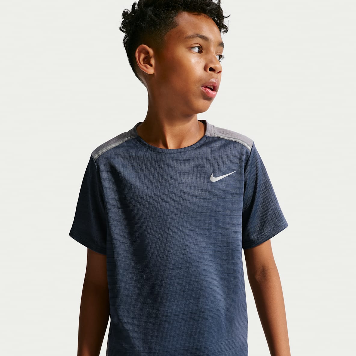 Nike Miler Older Kids' (Boys') Short-Sleeve Top