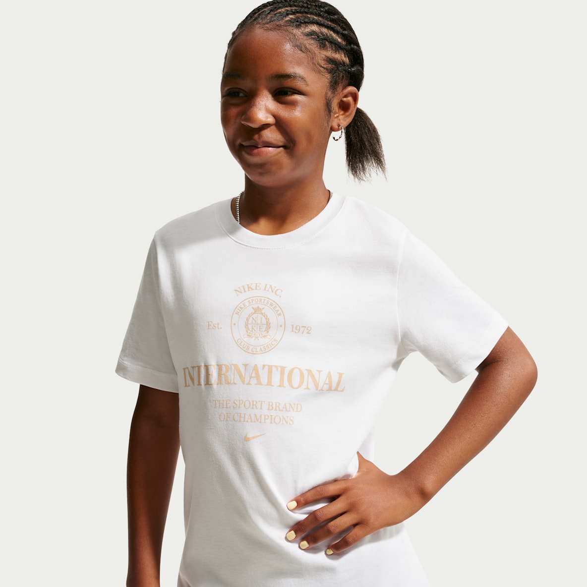 Nike Sportswear Older Kids' T-Shirt